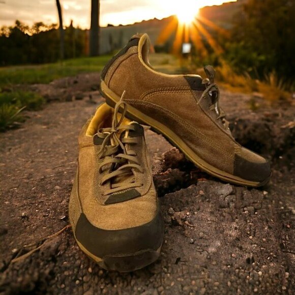 Timberland Men’s Leather Sneakers Size 10 - Picture 2 of 12